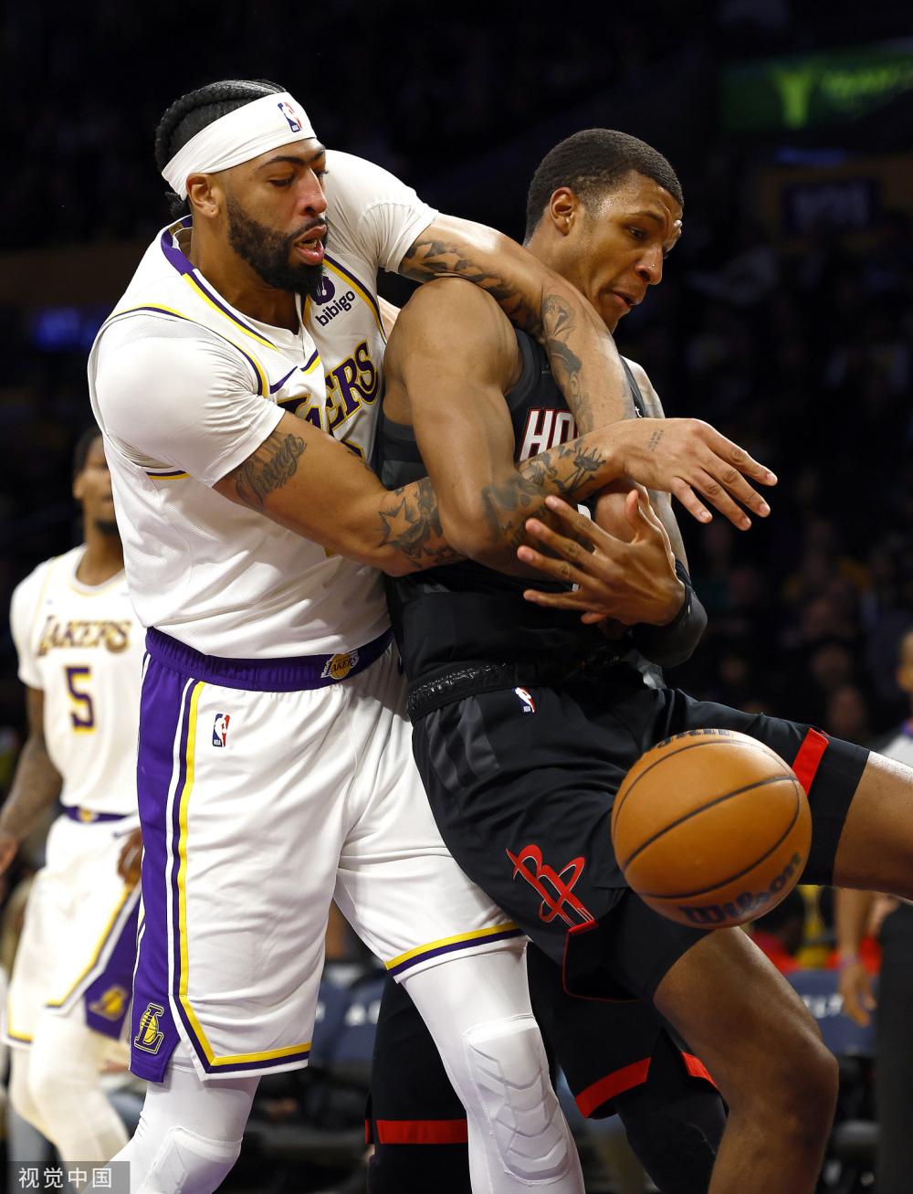 他以美妙的 他以美妙的